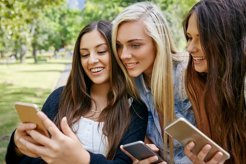 Maximizing Your Social Media Impact: From Instagram Highlights to Stylish WhatsApp DPs and Attitude Captions